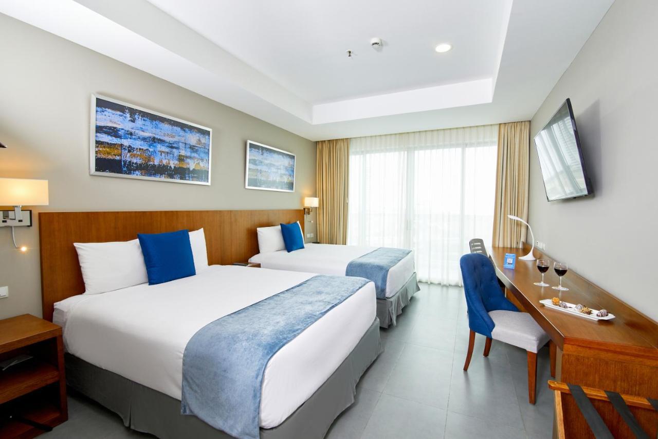 Wyndham Manta Sail Plaza Hotel And Convention Center Ngoại thất bức ảnh